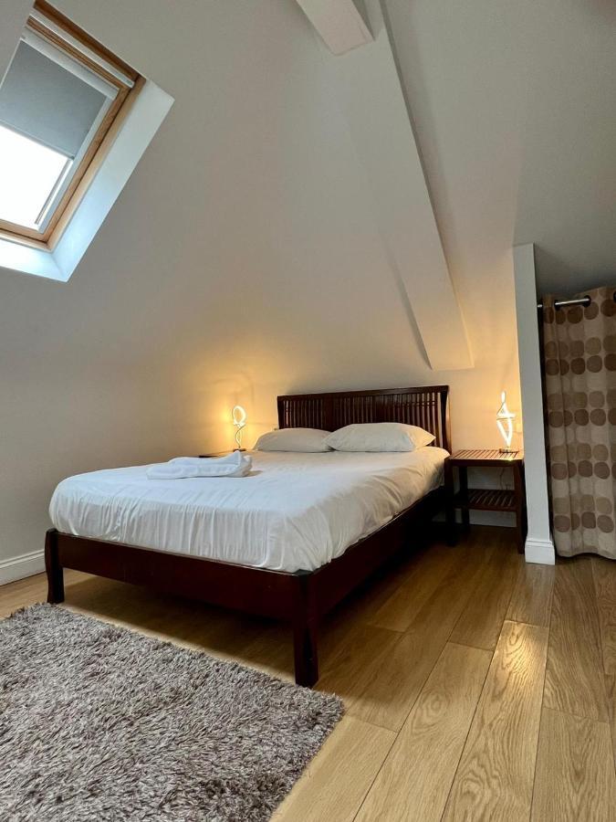 Leaside Hotel Luton  Bagian luar foto